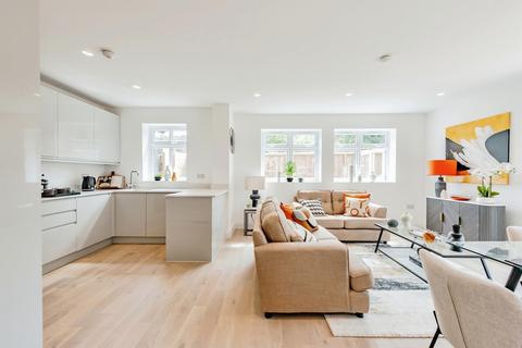 2 bedroom apartment for sale, Oakhurst, East Grinstead