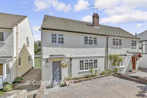 Northwood Avenue, Purley CR8