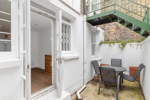 2 bedroom flat for sale, Oakley Street, London SW3