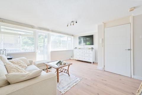 2 bedroom flat to rent, Chaulden House Gardens, HP1, Hemel Hempstead, HP1