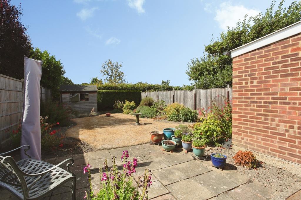 House in Tonbridge - More