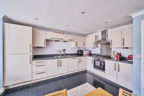 4 bedroom end of terrace house for sale, Walker Close, FLEET, Hampshire, GU52