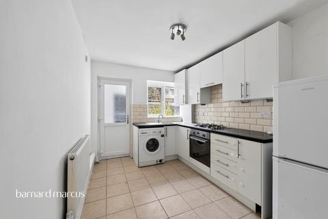 2 bedroom ground floor flat for sale, Grove Road, Sutton