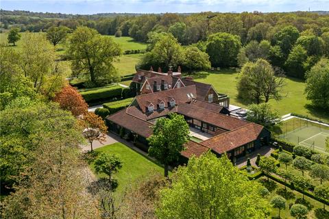11 bedroom detached house for sale, Watling Street, Elstree, Hertfordshire, WD6