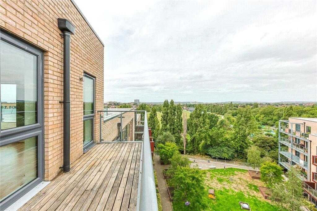 Apartment in London - View 3