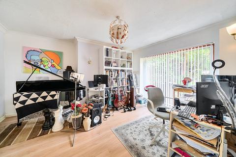 4 bedroom detached house for sale, Old Rectory Gardens, Farnborough, Hampshire