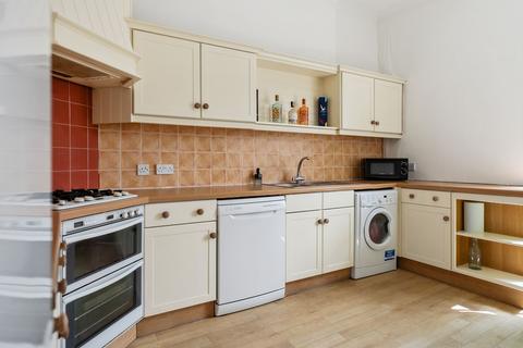 2 bedroom flat for sale, Westbourne Gardens, Flat 2/1, Dowanhill, Glasgow, G12