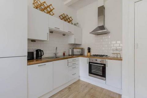 1 bedroom flat to rent, Rodney Street, Edinburgh,