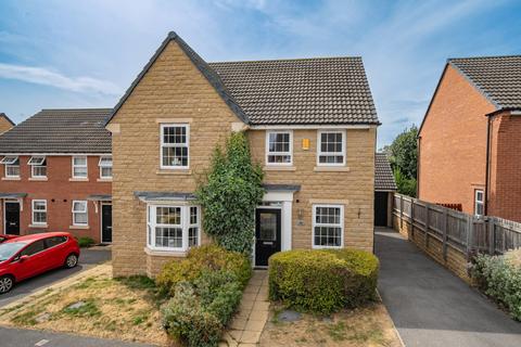 4 bedroom detached house for sale, Park Road, Oulton, Leeds, West Yorkshire