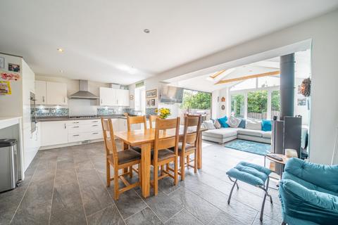 4 bedroom detached house for sale, Park Road, Oulton, Leeds, West Yorkshire