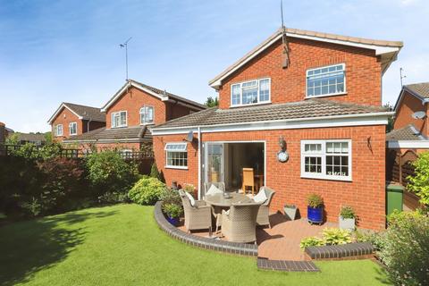2 bedroom detached house for sale, Parkfield Close, Hartlebury, Kidderminster