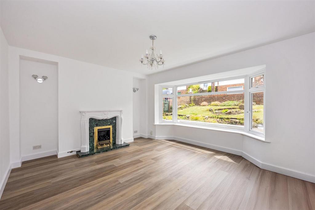 House in Brighton, Moulsecoomb - View 2