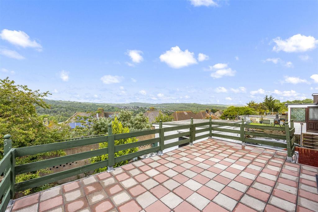 House in Brighton, Moulsecoomb - View 3