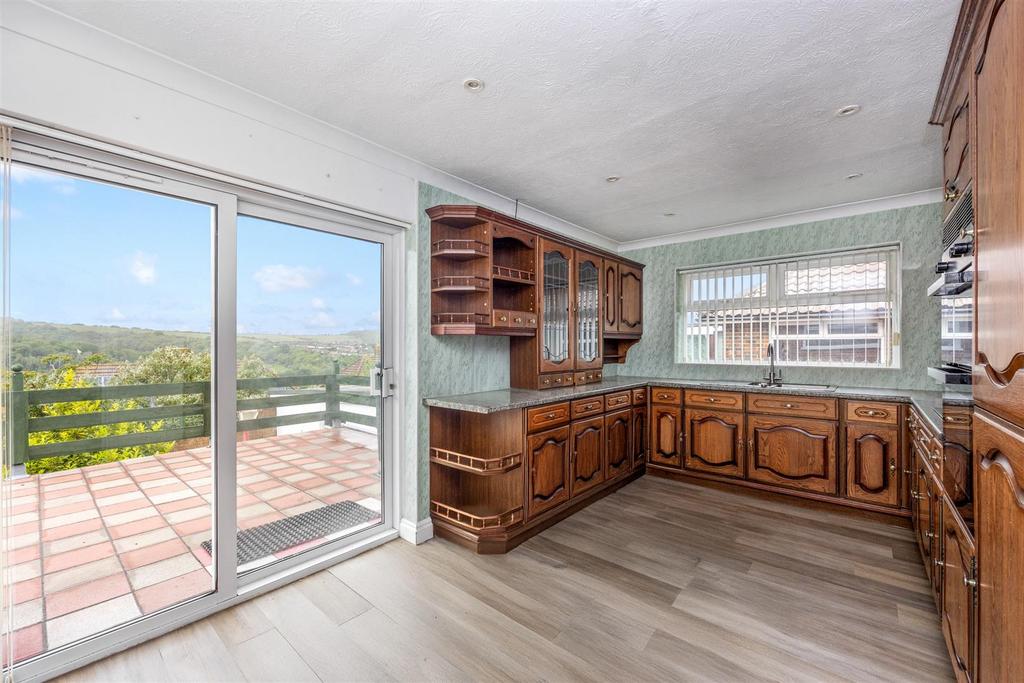 House in Brighton, Moulsecoomb - View 5