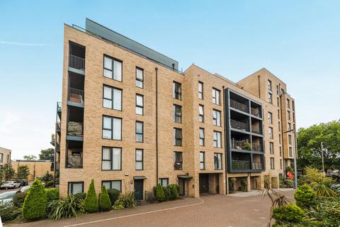 Woodley Crescent, Cricklewood, London, NW2