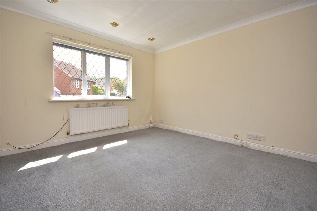 House in Leeds, West Yorkshire - View 4