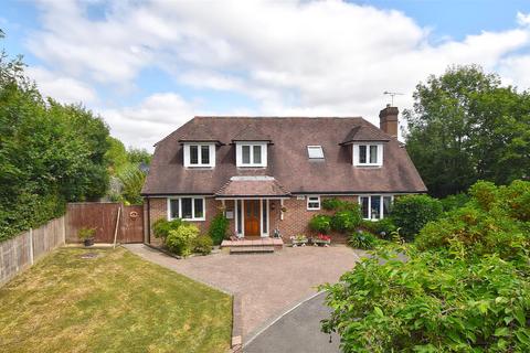 4 bedroom detached house for sale, Tenterden Road, Biddenden