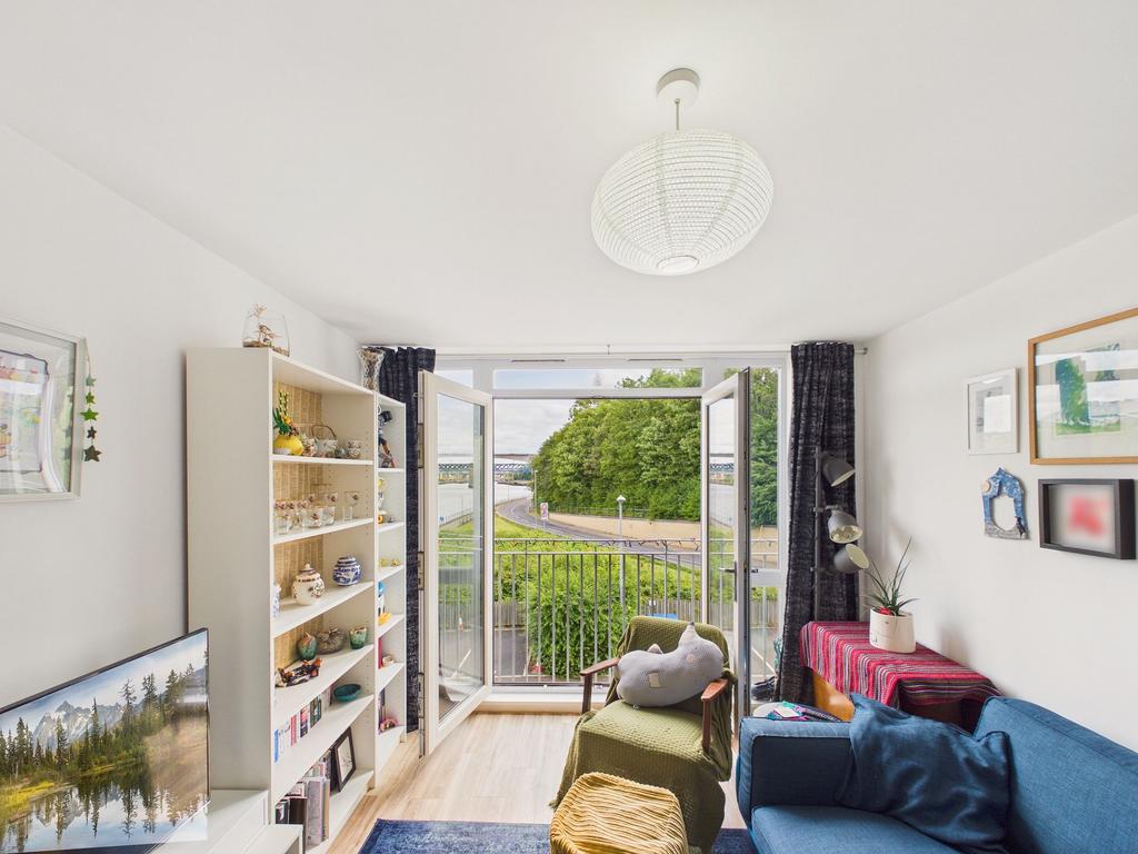 Apartment in Gateshead, North East - View 6