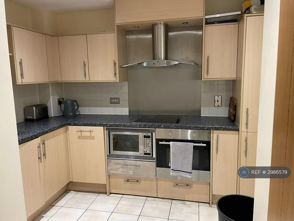 Apartment in London, Vauxhall - View 4