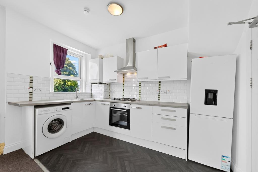 Apartment in London - View 2