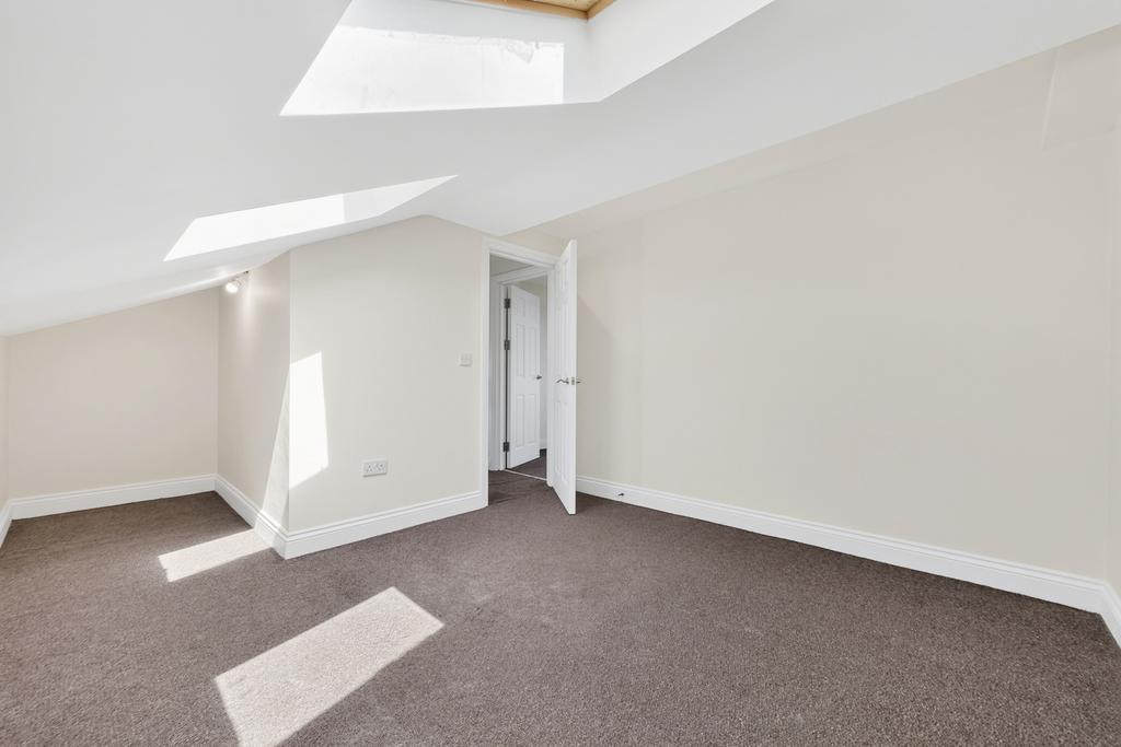 Apartment in London - View 3