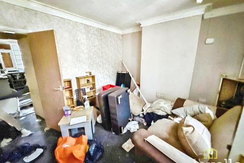2 bedroom terraced house for sale, Dickenson Terrace, Gainsborough, Lincoln, Lincolnshire, DN21 1BZ