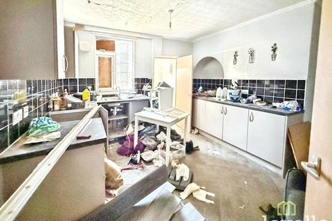 2 bedroom terraced house for sale, Dickenson Terrace, Gainsborough, Lincoln, Lincolnshire, DN21 1BZ