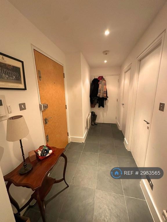 Apartment in London - View 2