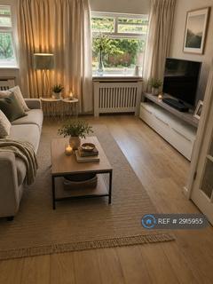 4 bedroom terraced house to rent, Frating Crescent, Woodford Green, IG8