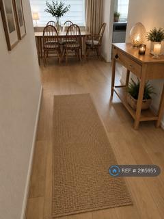 4 bedroom terraced house to rent, Frating Crescent, Woodford Green, IG8
