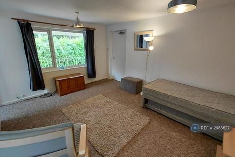 Studio to rent, Wallflower Court, Farringdon, Exeter, EX5