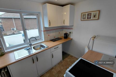 Studio to rent, Wallflower Court, Farringdon, Exeter, EX5