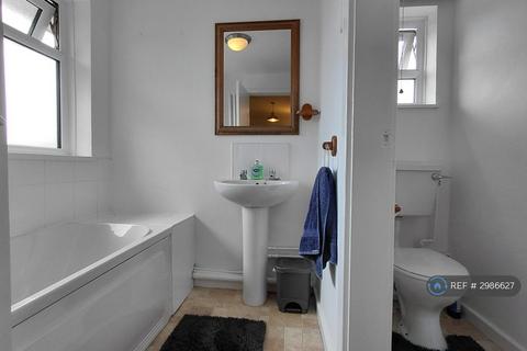 Studio to rent, Wallflower Court, Farringdon, Exeter, EX5