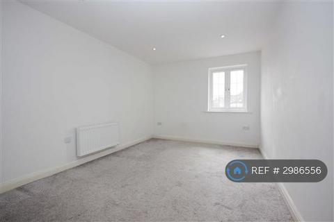 2 bedroom flat to rent, Knighton Lane, Leicester, LE2