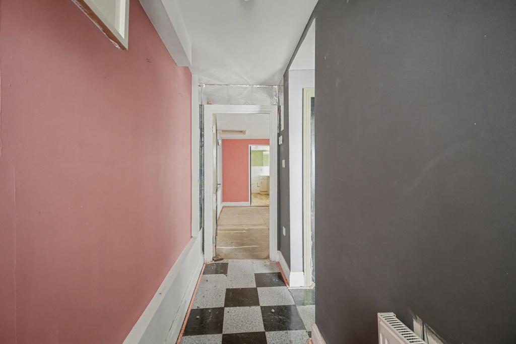 Apartment in Hove, Brunswick - View 6