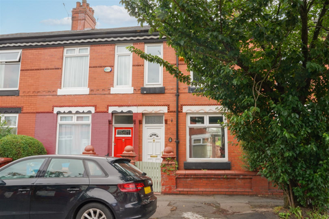 2 bedroom terraced house to rent, Horton Road, Manchester, M14