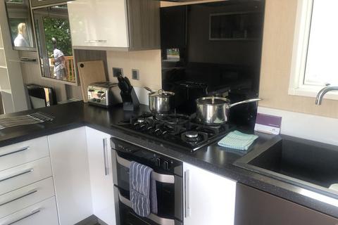2 bedroom lodge for sale, Cheddar Woods Resort & Spa, Axbridge Road, Cheddar BS27