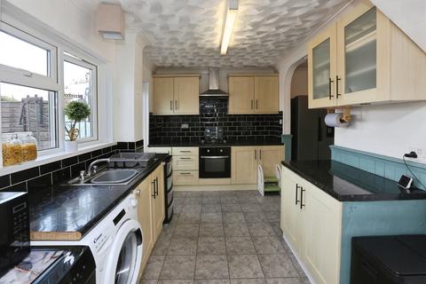 3 bedroom terraced house for sale, Turner Avenue, Gosport