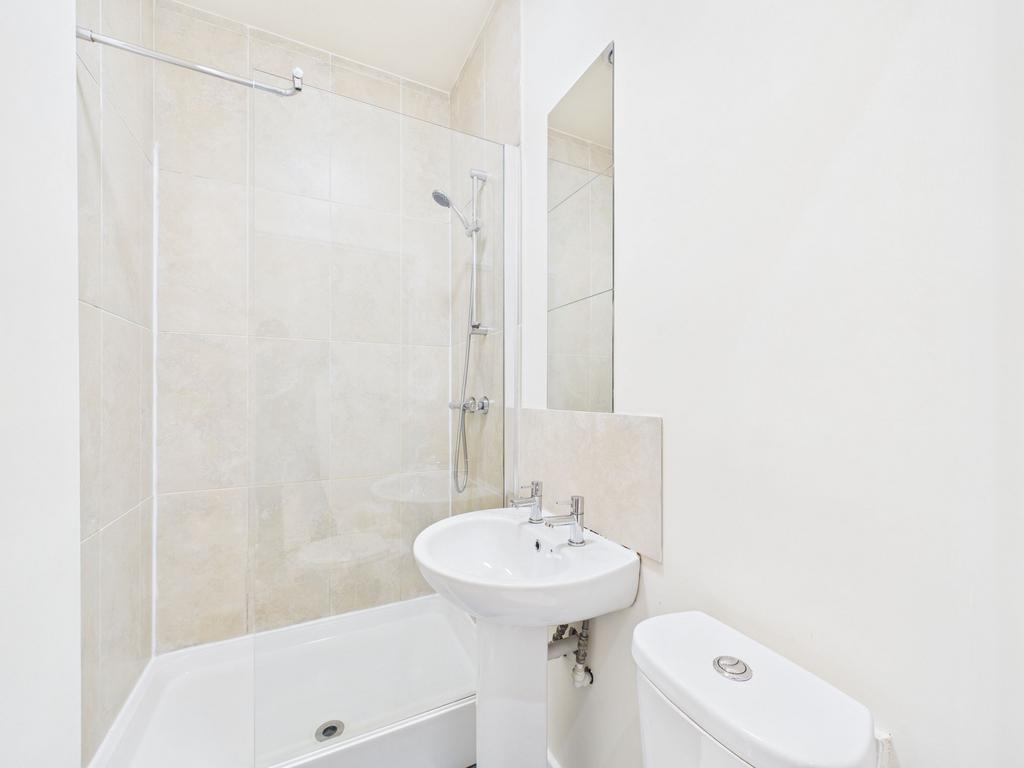 Apartment in Liverpool - View 4