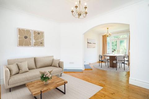 5 bedroom terraced house for sale, Cleveland Avenue, London W4