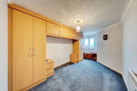 2 bedroom apartment for sale, Waters Edge Court, Erith DA8