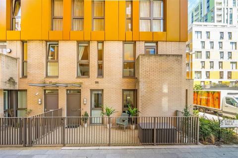 3 bedroom maisonette for sale, Cable Walk, Greenwich SE10