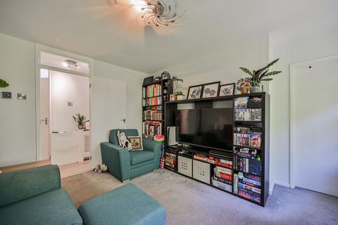 1 bedroom flat for sale, Forest View Road, Manor Park, London, E12