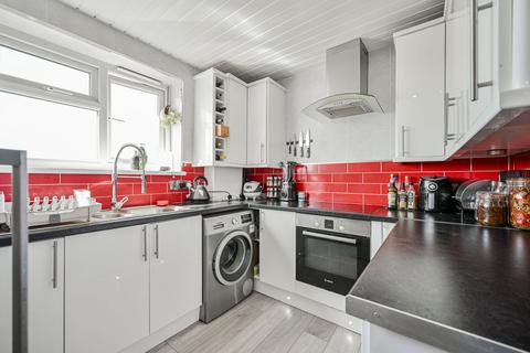 1 bedroom flat for sale, Forest View Road, Manor Park, London, E12