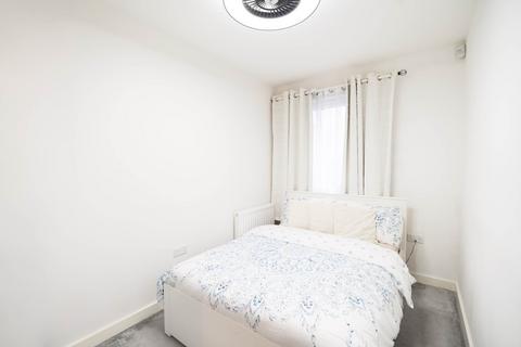 undefined, Powdermill Close, New Malden