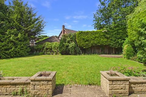 5 bedroom detached house for sale, Hammond End, Farnham Common, Buckinghamshire, SL2