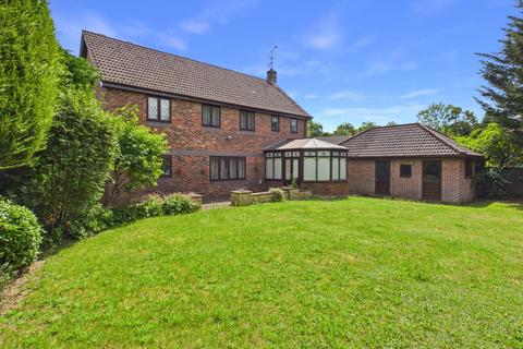 5 bedroom detached house for sale, Hammond End, Farnham Common, Buckinghamshire, SL2