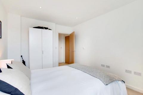 2 bedroom flat for sale, Woodberry Down, Manor House, London, N4