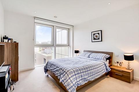 2 bedroom flat for sale, Woodberry Down, Manor House, London, N4