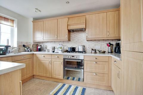2 bedroom apartment to rent, Brunel Crescent, Swindon SN2